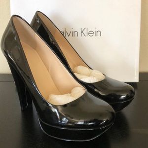 Calvin Klein Carley Patent Pumps with box